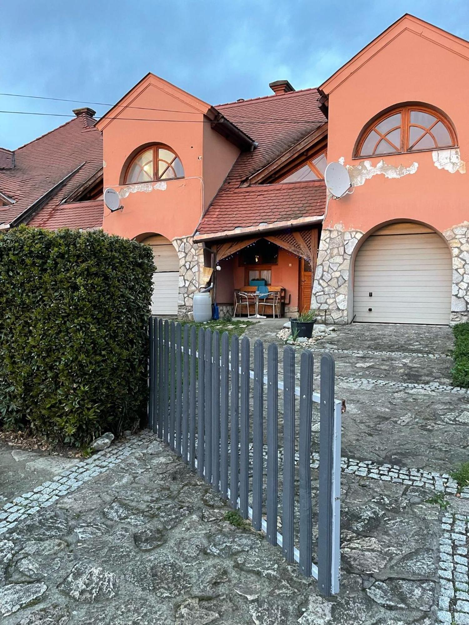 Apartment Greenpark Garden Family Near Tokaj Szerencs
